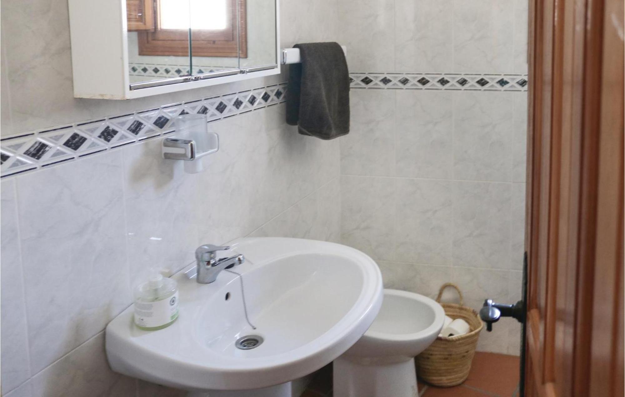 Nice Home In Canillas De Albaida With Wifi Luaran gambar