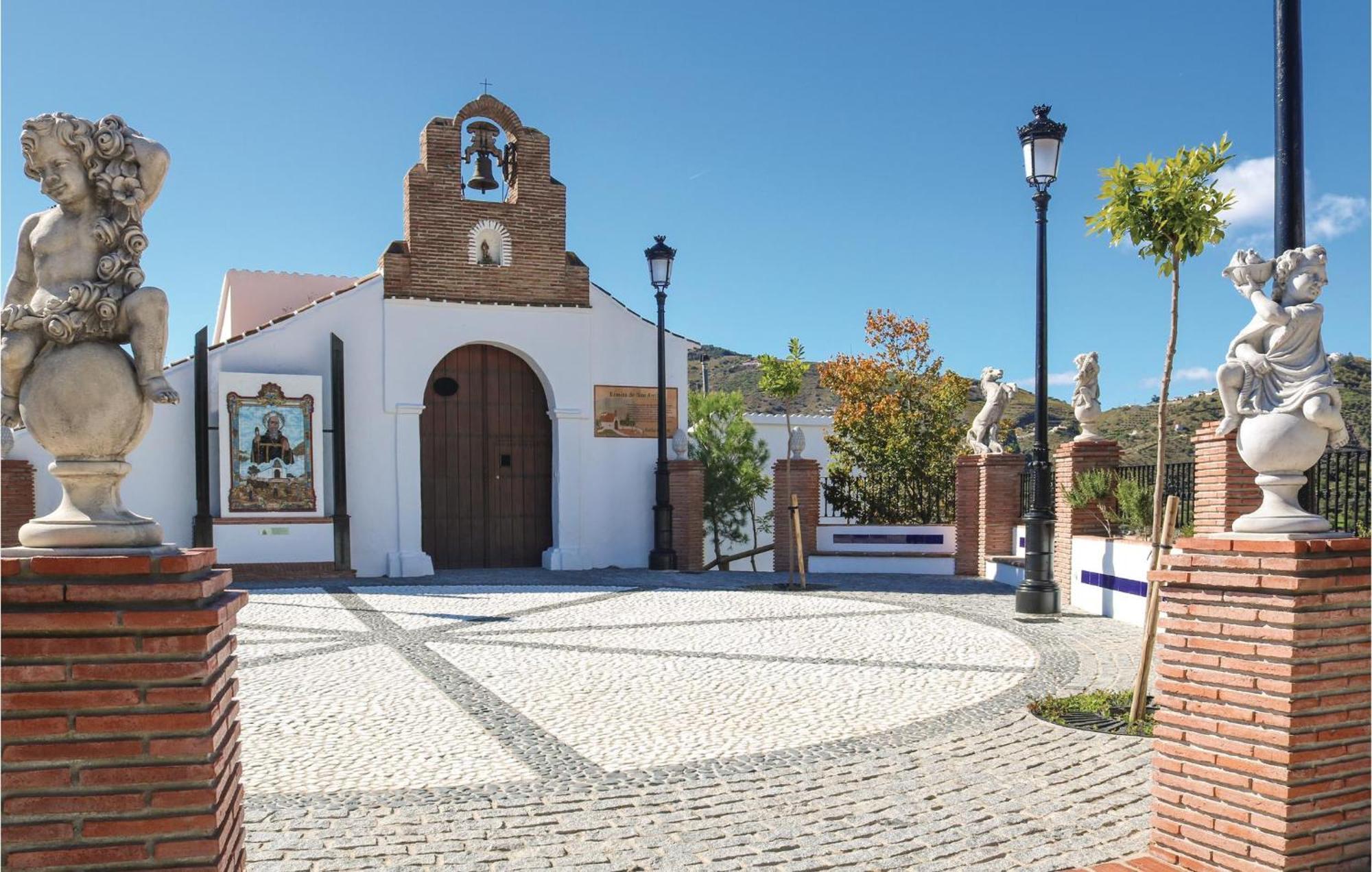Nice Home In Canillas De Albaida With Wifi Luaran gambar